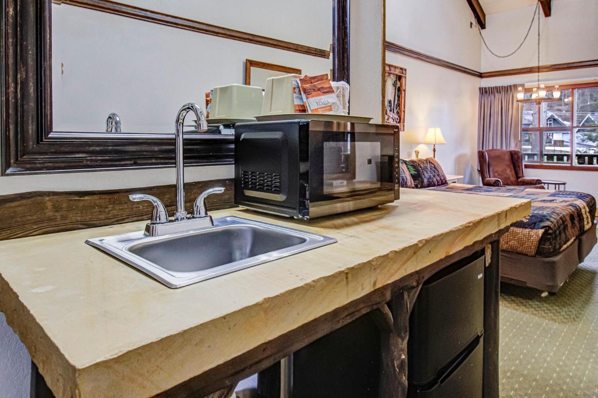 Brookside Lodge Gatlinburg Bagian luar foto